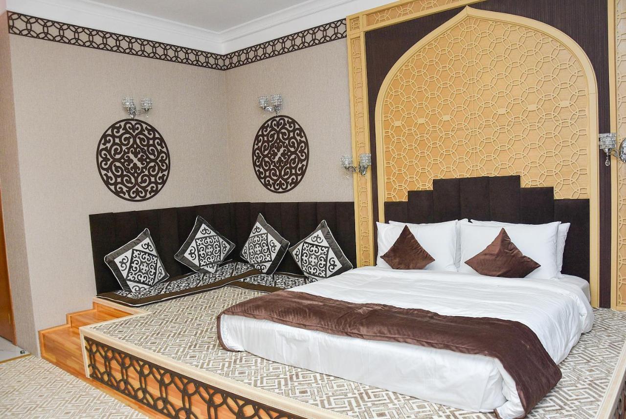 Ramada By Wyndham Turkistan 호텔 외부 사진